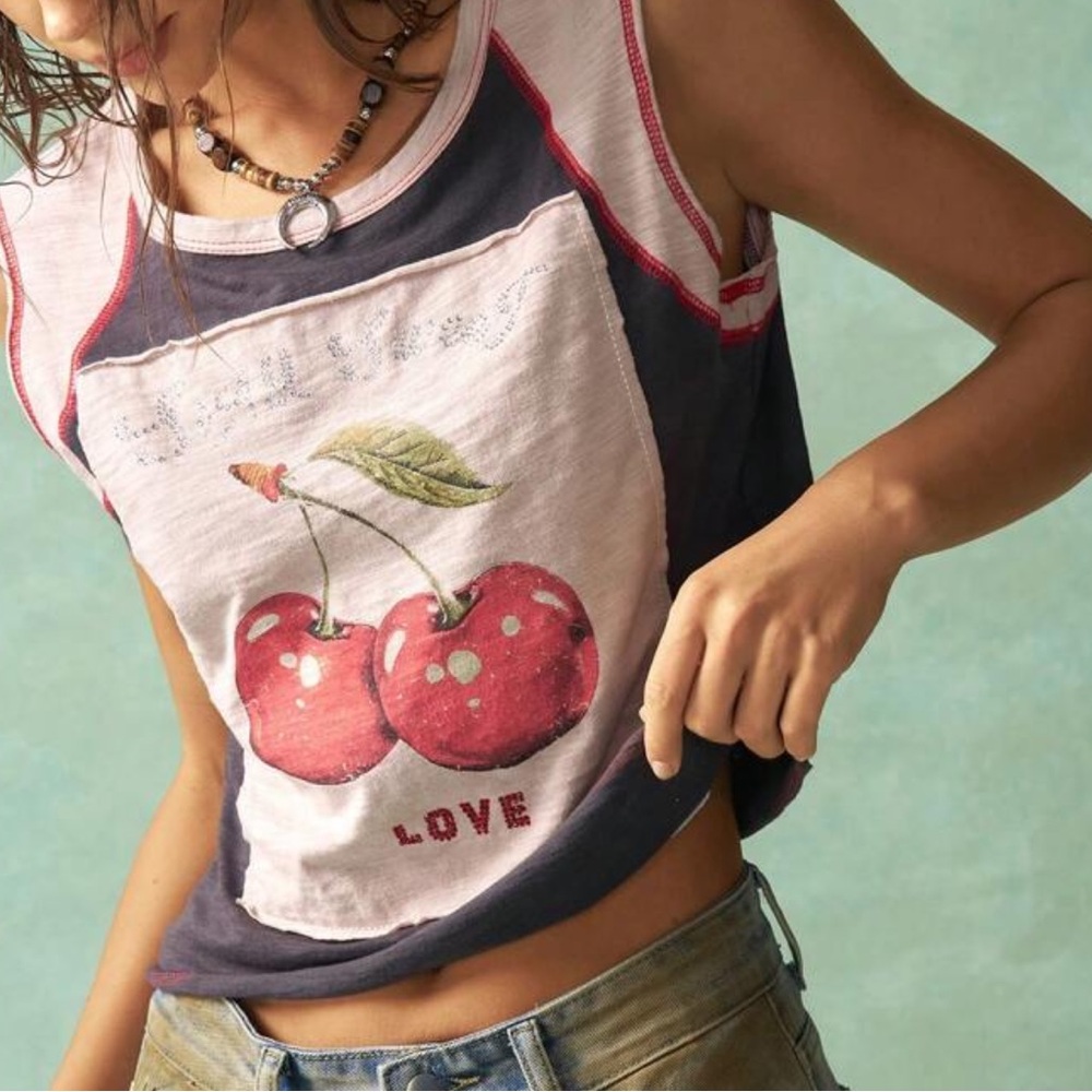 NWT Trending Knitted Crew Neck Cherry Print Cotton Tank Top | Medium